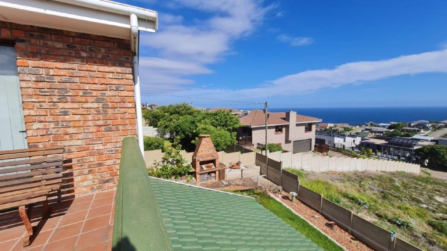 4 Bedroom Property for Sale in Dana Bay Western Cape